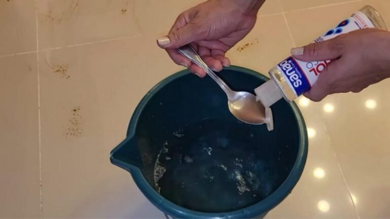Mit wenigen Tropfen zu strahlend sauberen Böden!